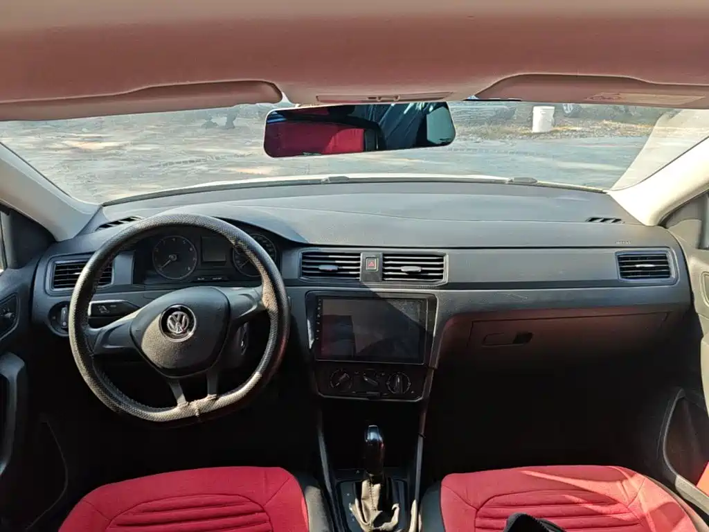 Volkswagen Santana — миниатюра 10
