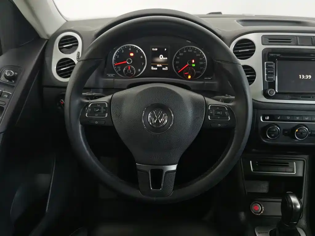 Volkswagen Tiguan — миниатюра 11