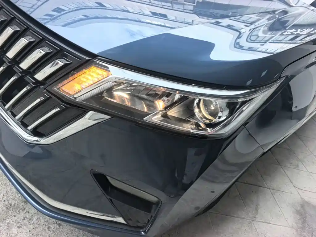 Wuling Jiachen — миниатюра 24