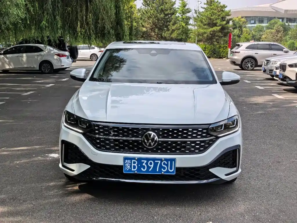 Volkswagen Lavida — миниатюра 2