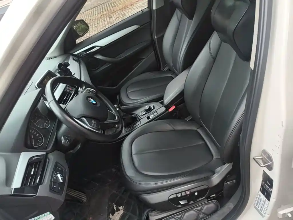 BMW X1 — миниатюра 15
