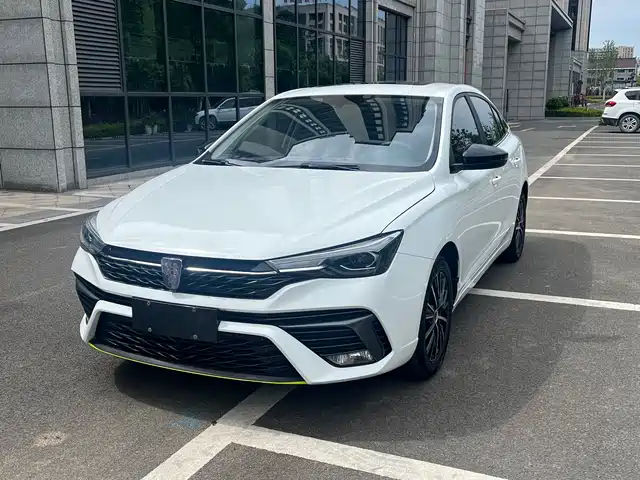 2022 Roewe i5