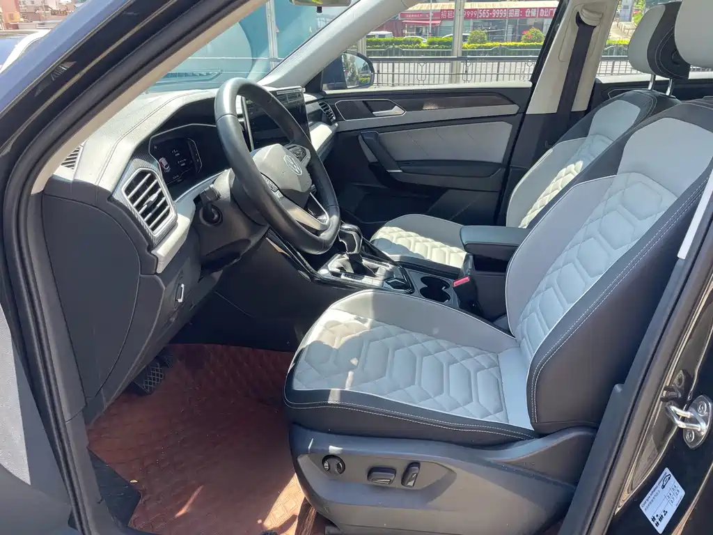 Volkswagen Tayron - фото 5