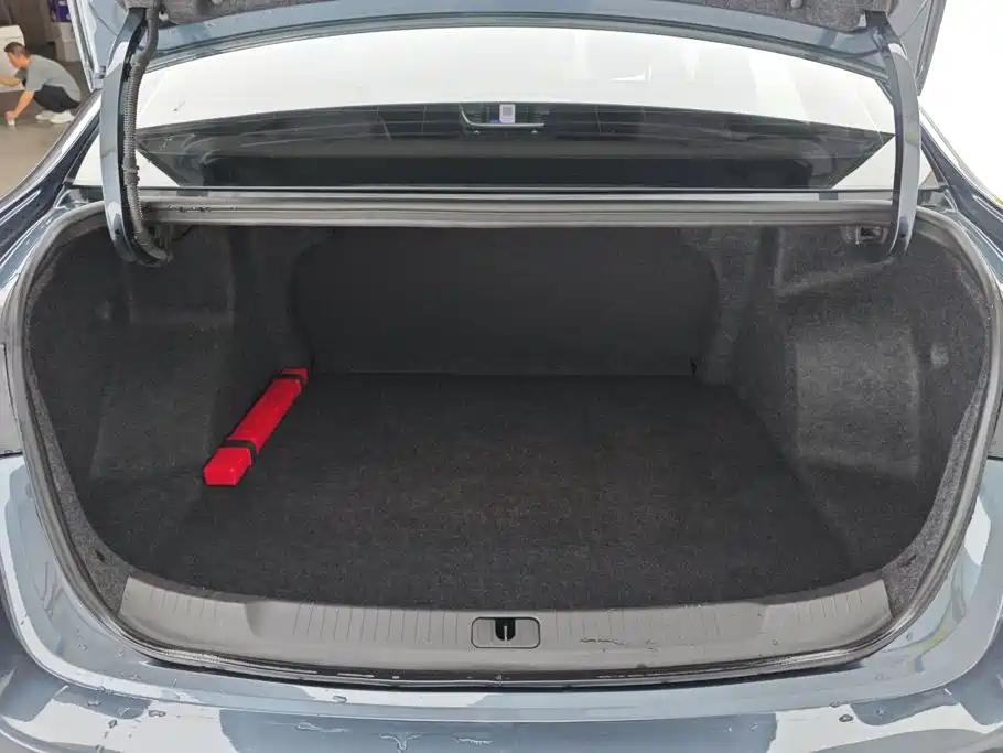 Buick Excelle — миниатюра 4