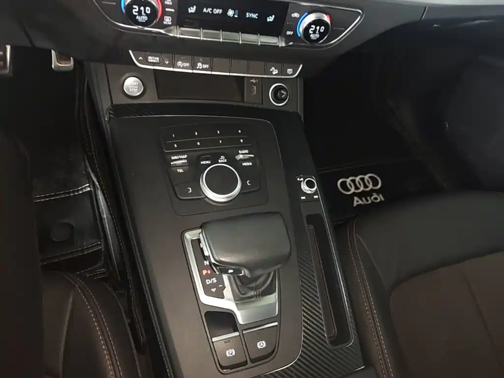 Audi Q5L — миниатюра 14