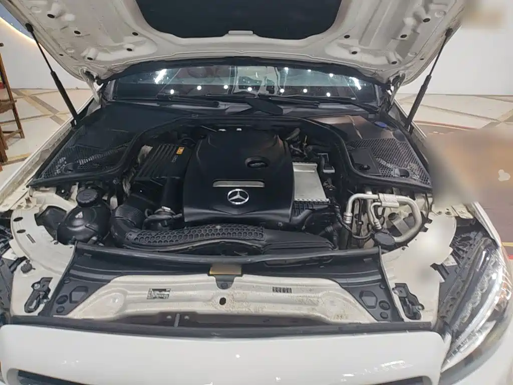 Mercedes-Benz C-Class — миниатюра 20