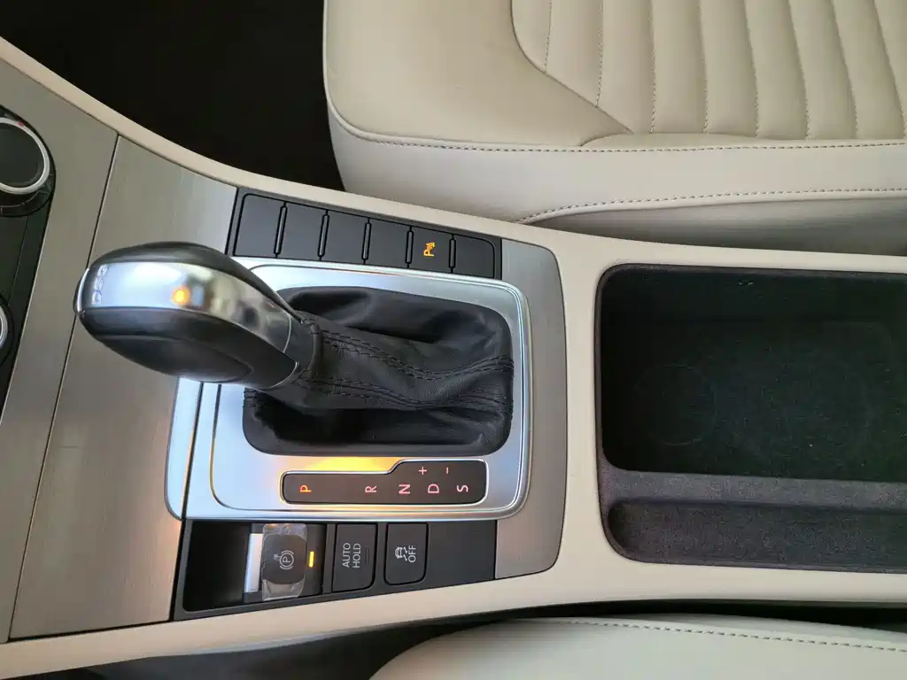 Volkswagen Magotan — миниатюра 14