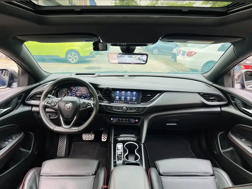 Buick Regal — миниатюра 15