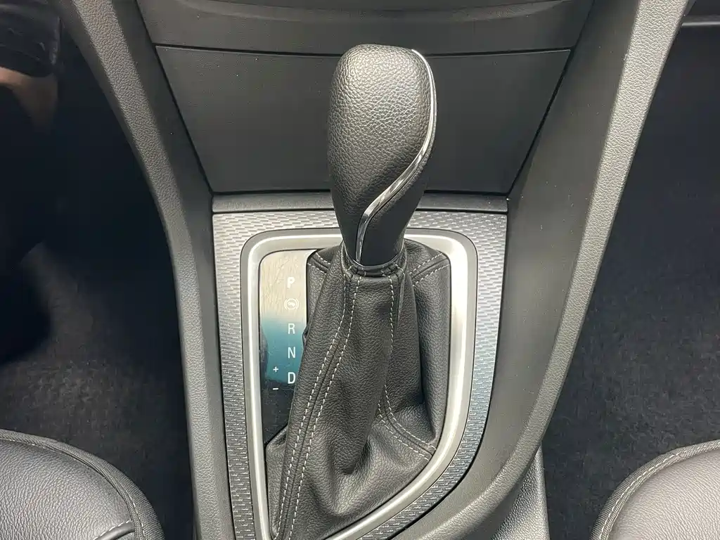 Buick Excelle — миниатюра 7