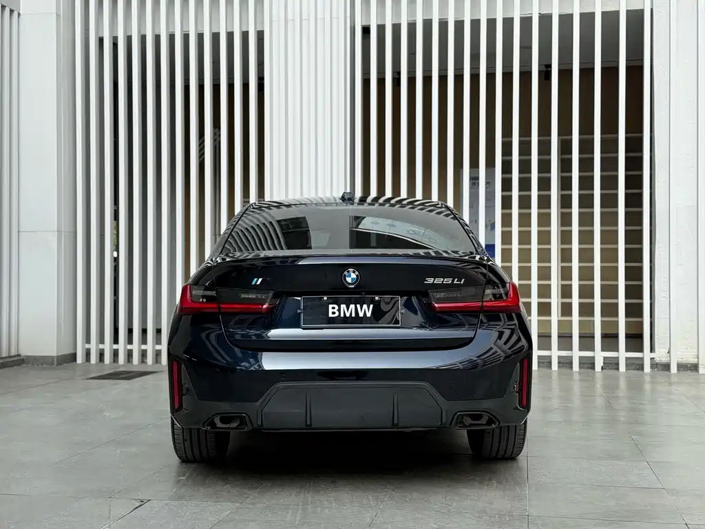 BMW 3 Series — миниатюра 13
