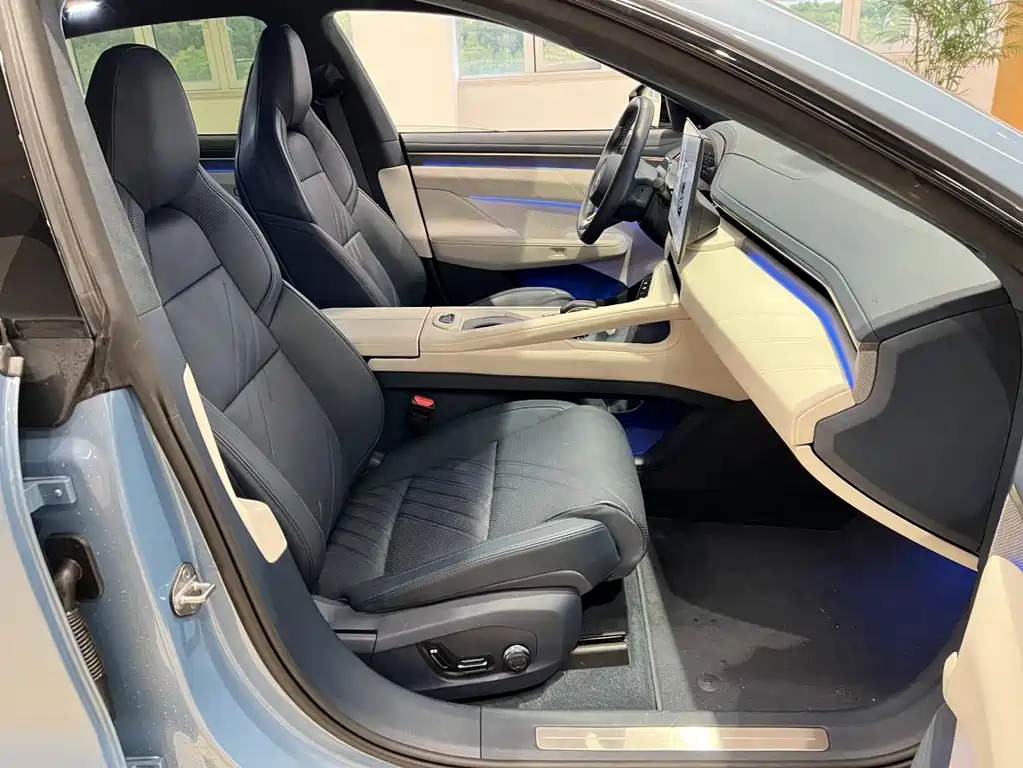 ZEEKR EXTREME KRYPTON 001