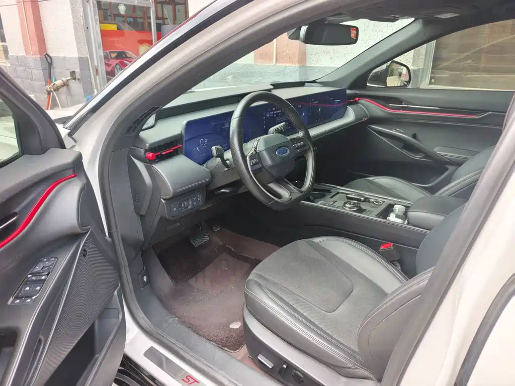 Ford Evos — миниатюра 8