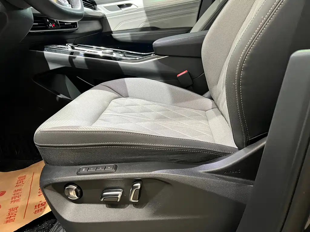 VOLKSWAGEN RANGE PATROL