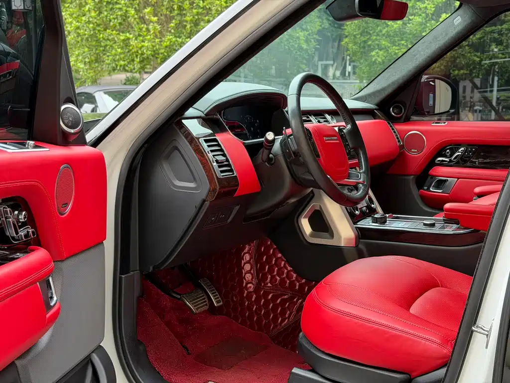 Land Rover Range Rover 2020 3.0 L6 Long Wheelbase