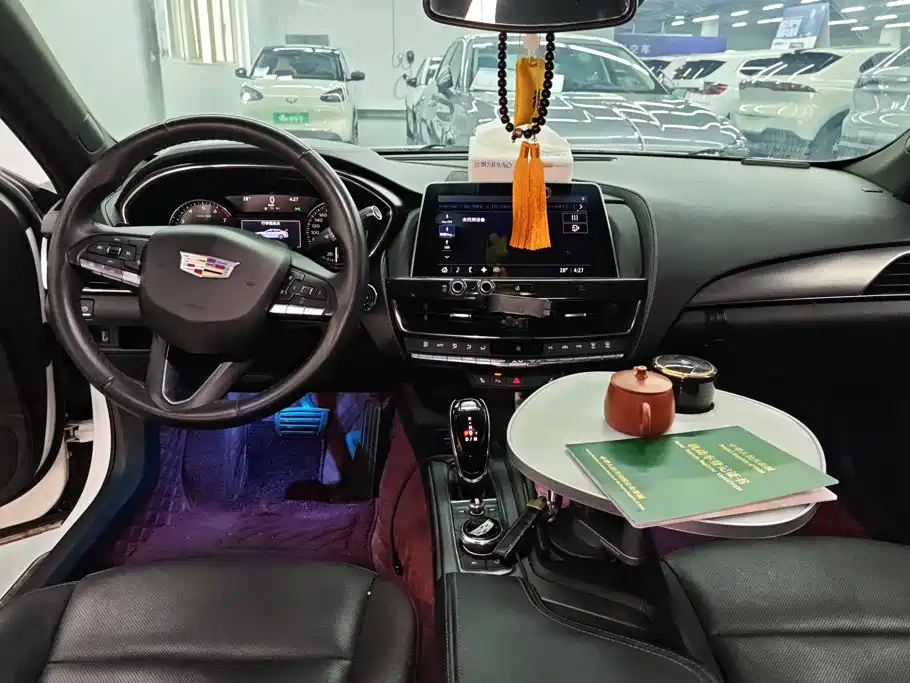 Cadillac CT5 — миниатюра 12