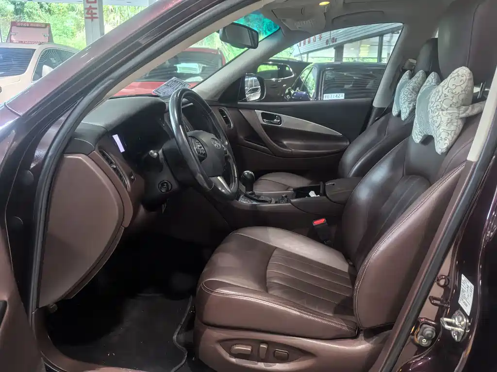 Infiniti QX50 — миниатюра 5