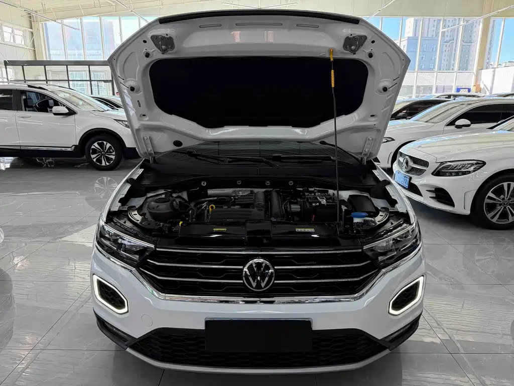 Volkswagen T-Roc — миниатюра 21