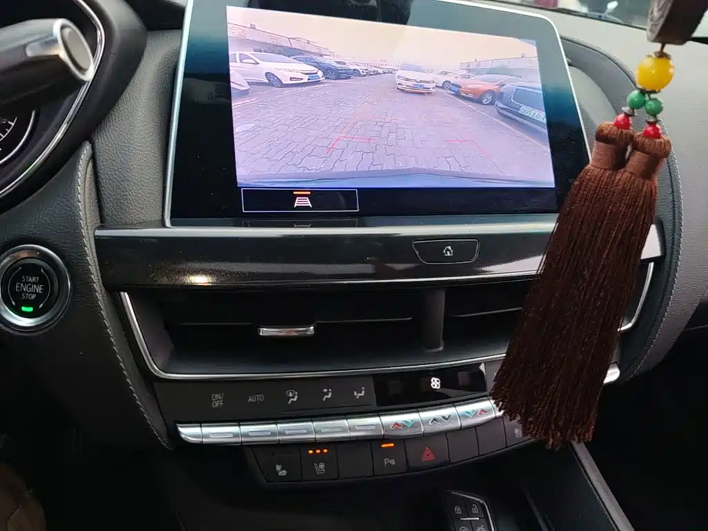 Cadillac CT5 — миниатюра 13