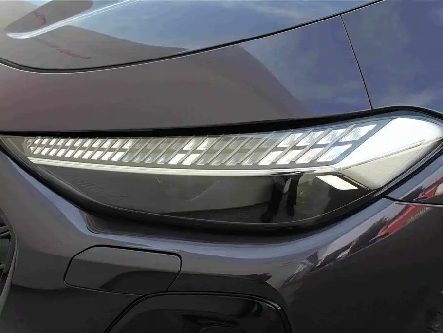 Audi A5L — миниатюра 10