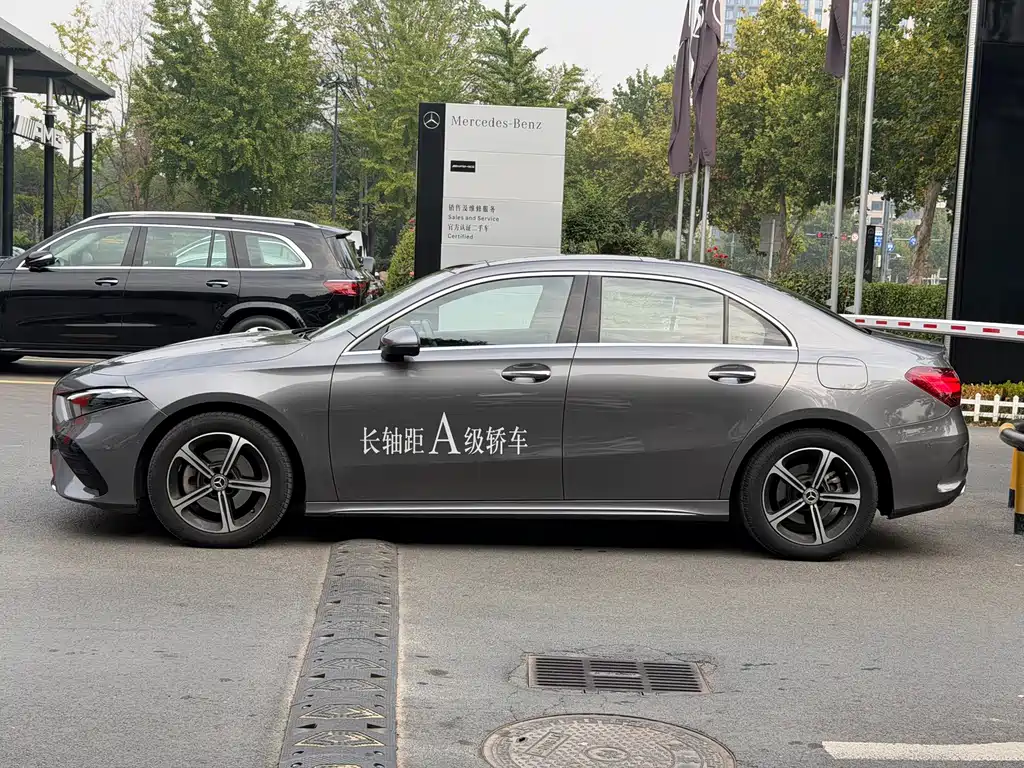Mercedes-Benz A-Class — миниатюра 3