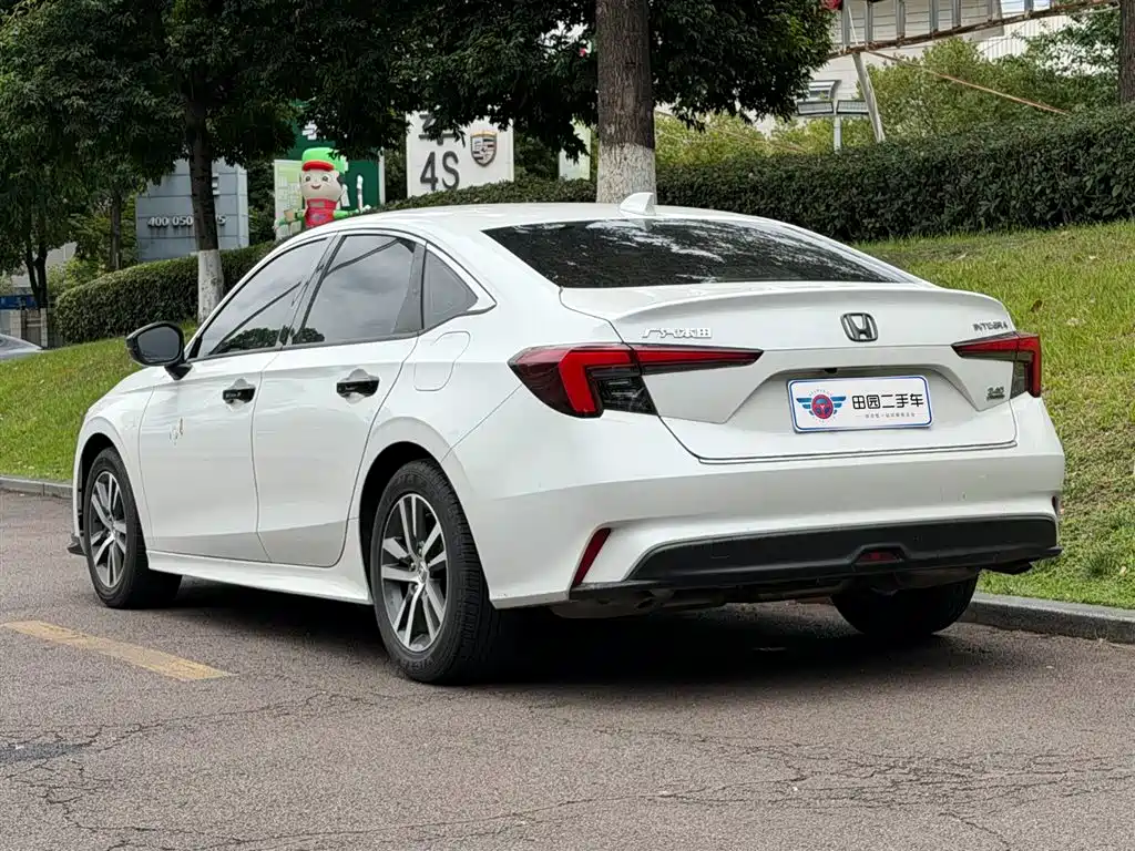 Honda Integra 2023 240TURBO CVT