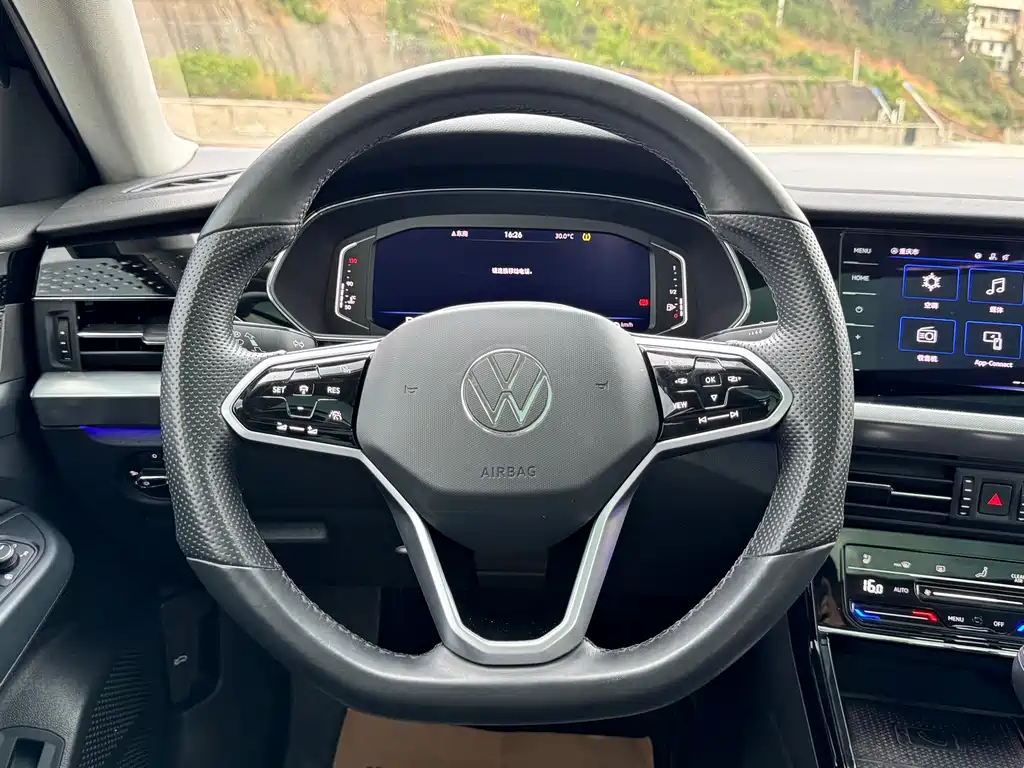 Volkswagen Passat — миниатюра 8