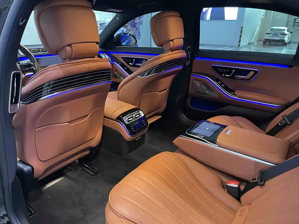 Mercedes-Benz S-Class — миниатюра 10