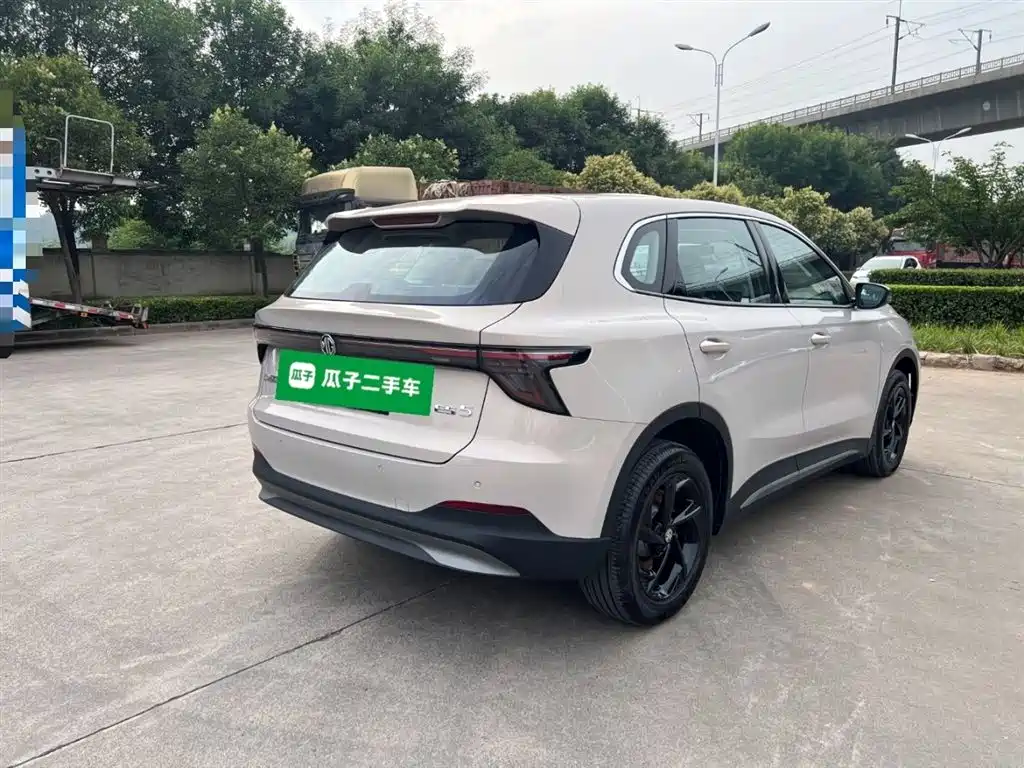 MG ES5 2025 425pro