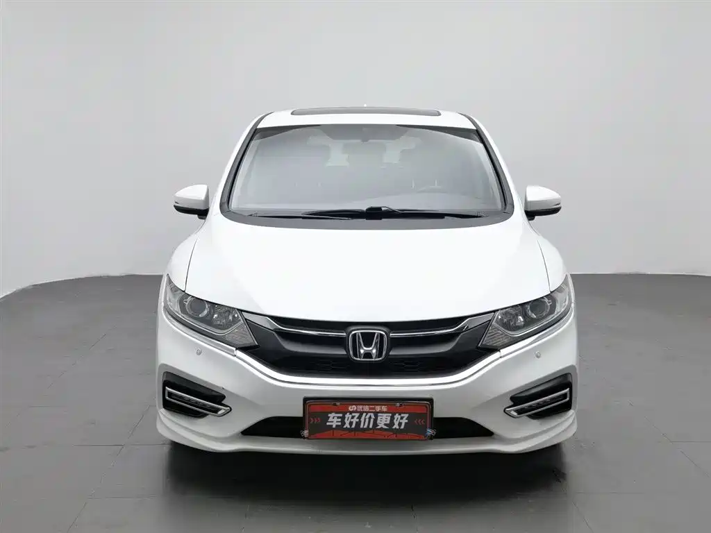 Honda Jade 2017 1.8L AT Comfort 5 мест