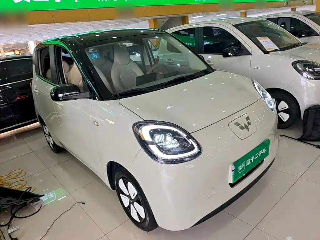 Wuling MINIEV — миниатюра 4