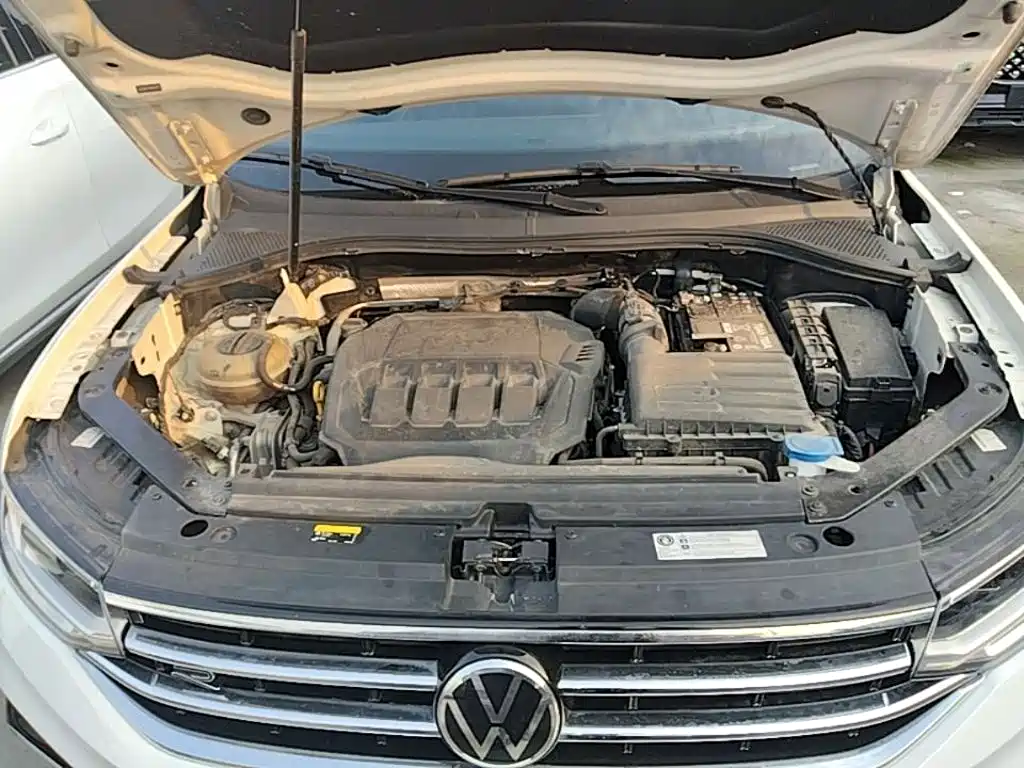 Volkswagen Tiguan L — миниатюра 20