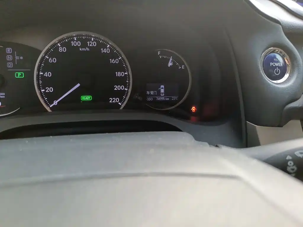 Lexus CT — миниатюра 8