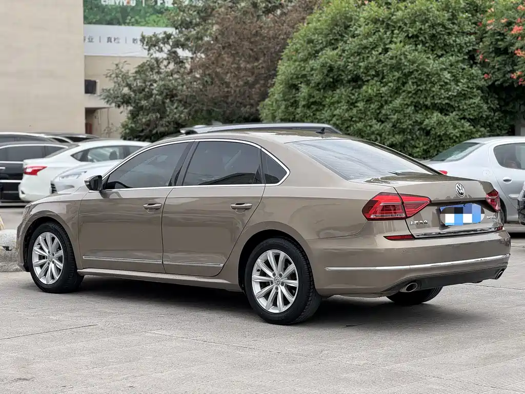 Volkswagen Passat 2016 330TSI DSG