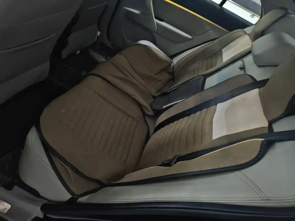 Geely Emgrand — миниатюра 17