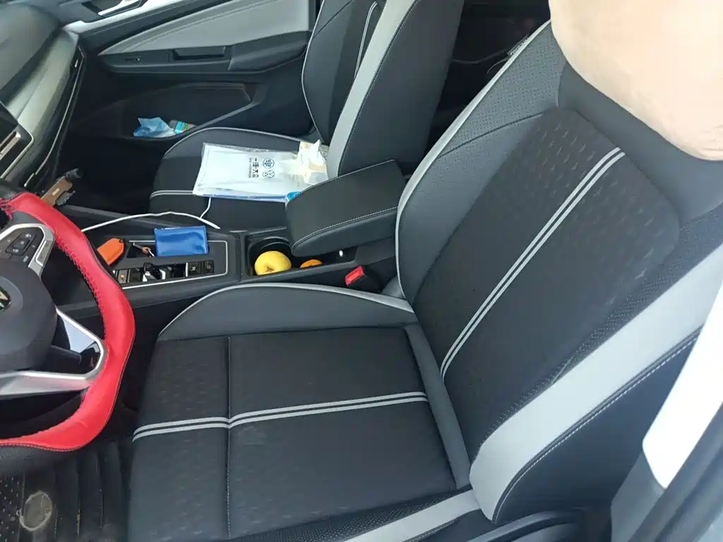 Volkswagen Golf — миниатюра 11