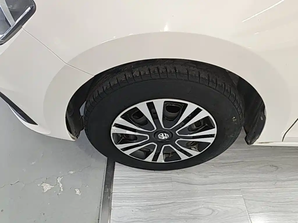 Volkswagen Santana — миниатюра 25