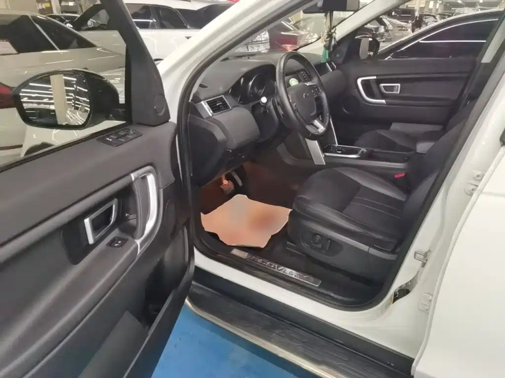 Land Rover Discovery Sport — миниатюра 16