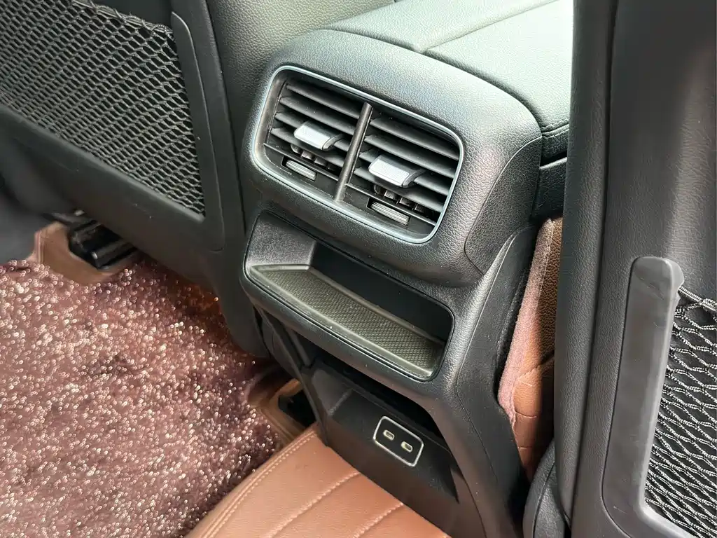 Mercedes-Benz GLE Coupe — миниатюра 12