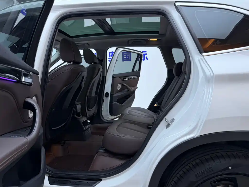 BMW X1 — миниатюра 13