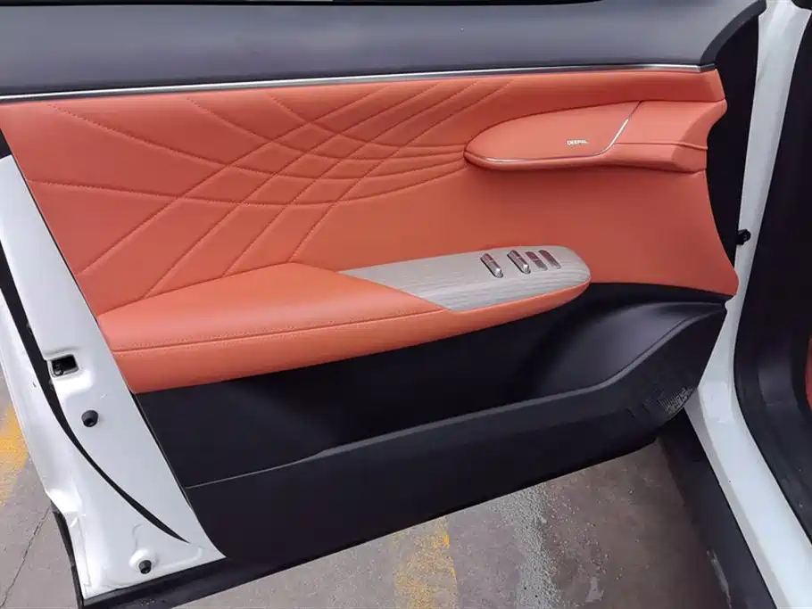 Changan Deepal DARK BLUE S07