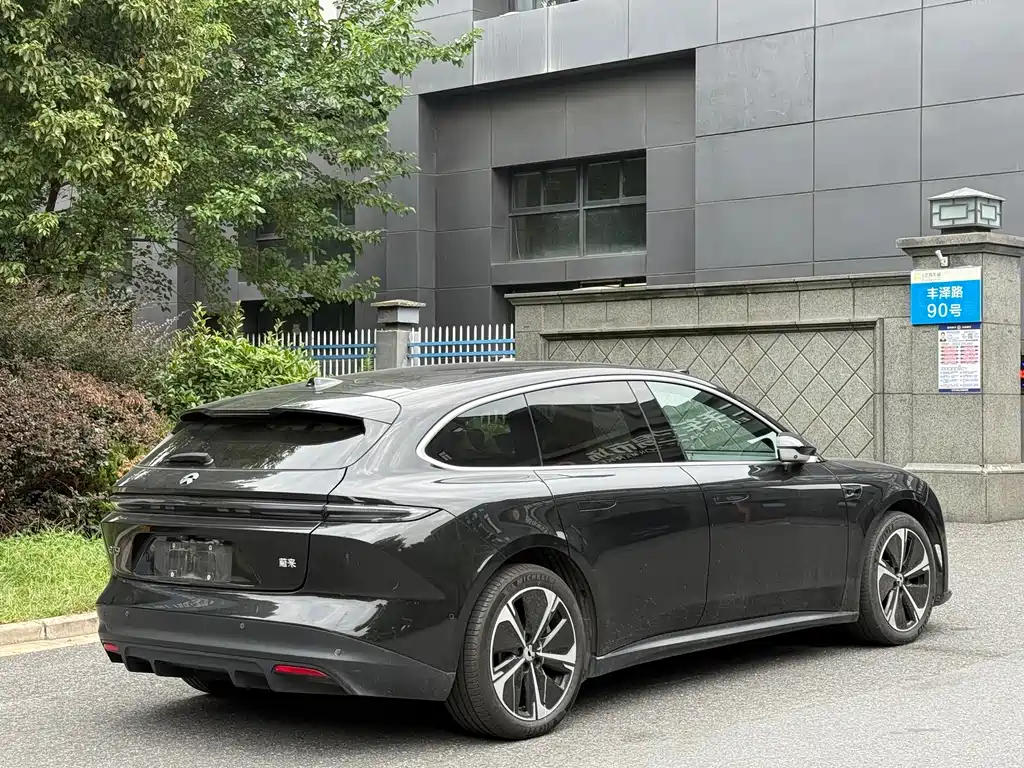 NIO ET5T — миниатюра 4