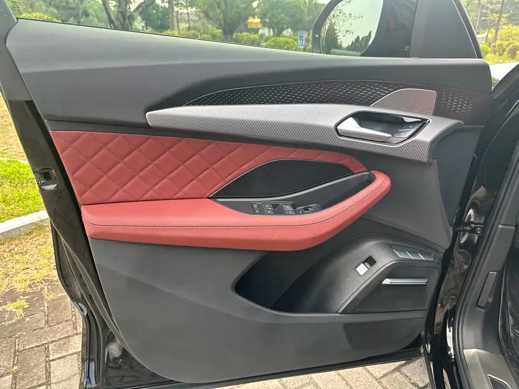 Audi Q6 — миниатюра 13