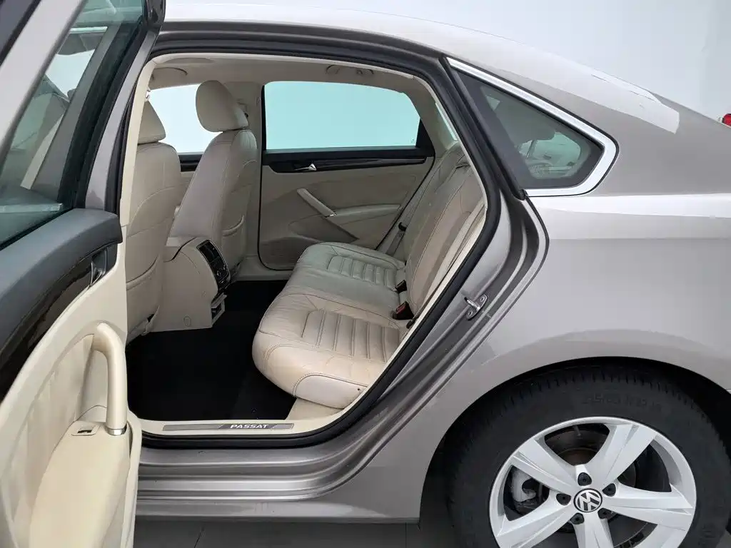 Volkswagen Passat — миниатюра 15