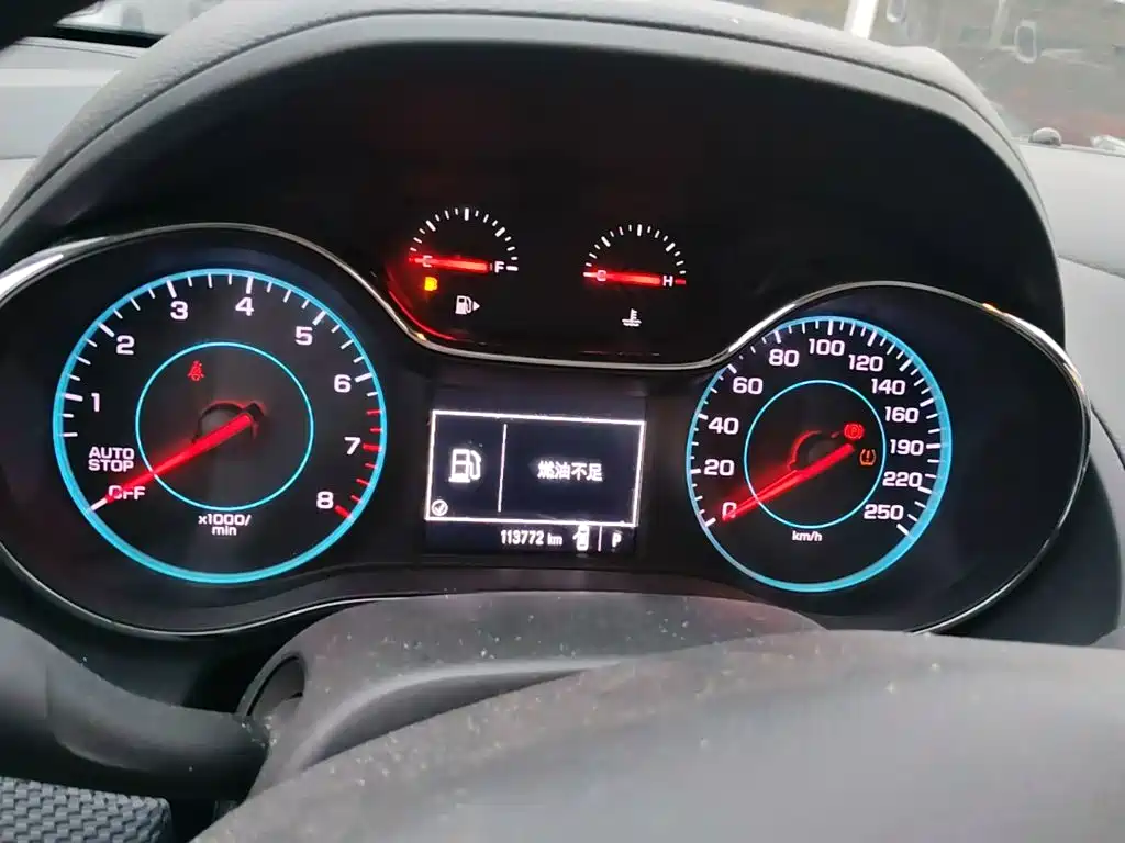 Chevrolet Cruze — миниатюра 12