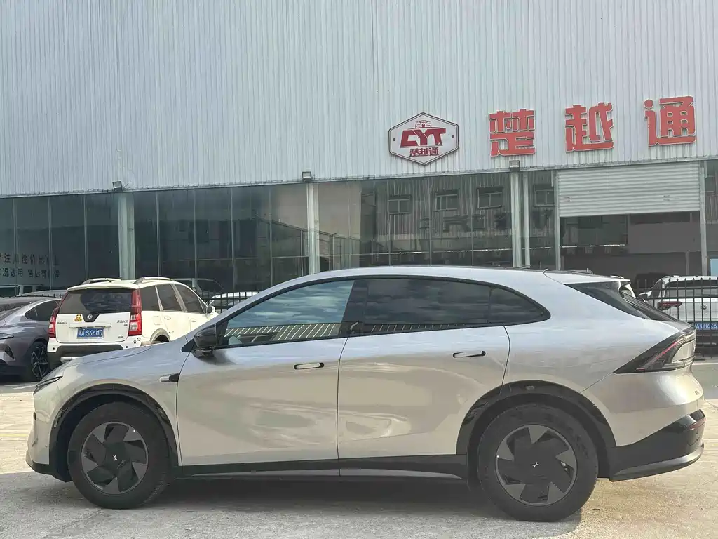 XPeng G7 — миниатюра 3