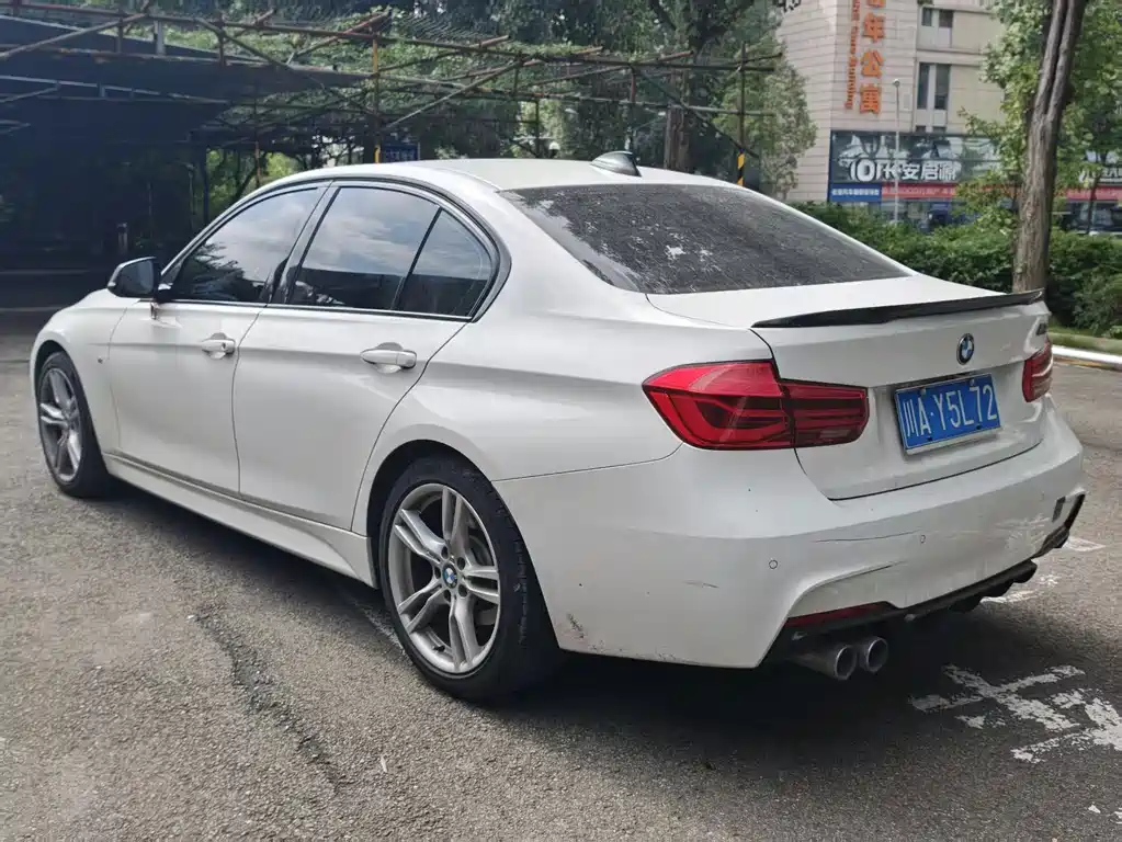 BMW 3 Series — миниатюра 6