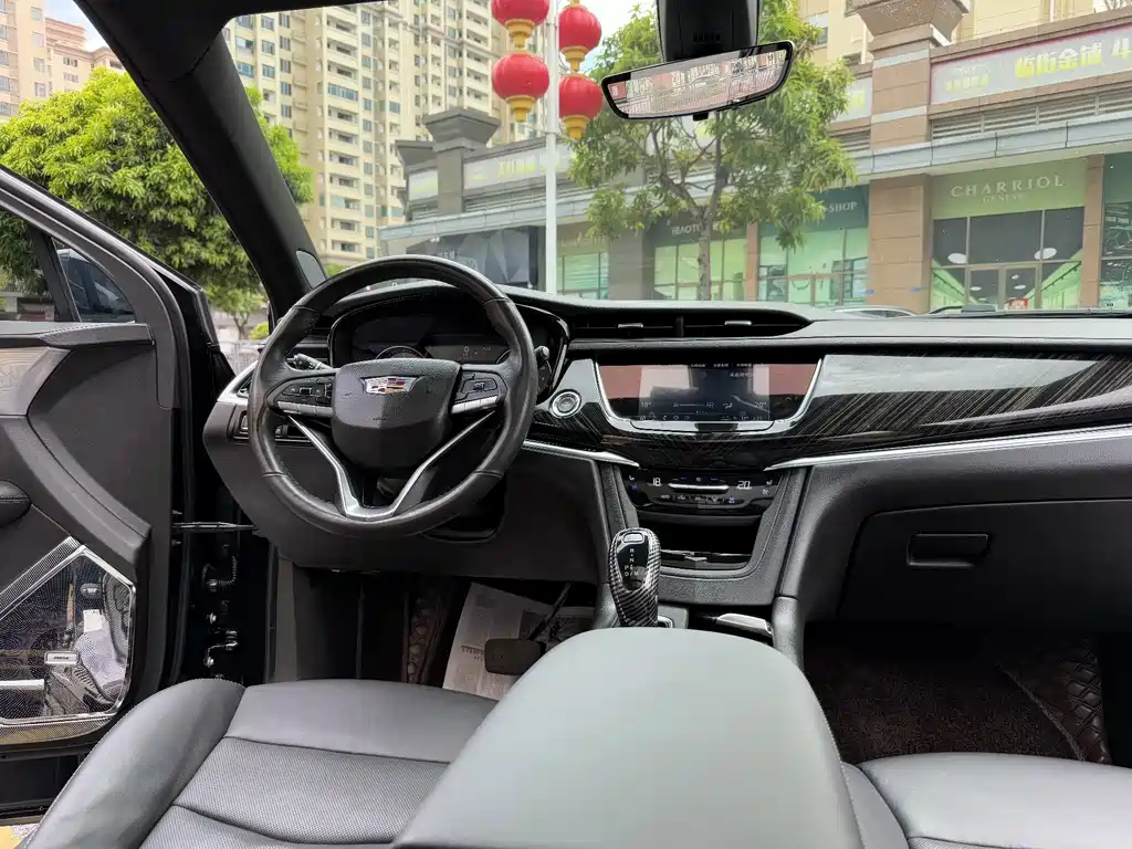 Cadillac XT6 — миниатюра 32