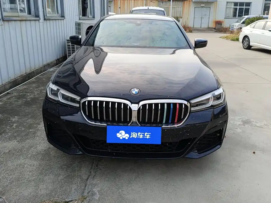 BMW 5 Series — миниатюра 2