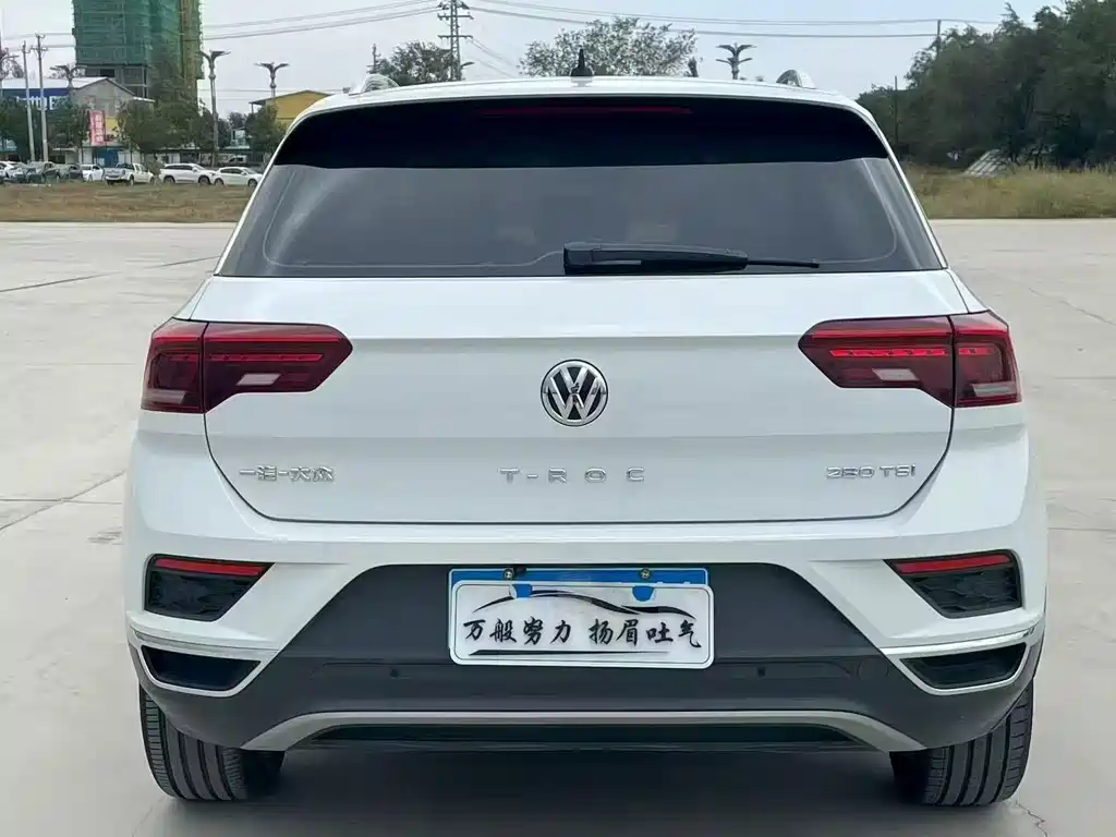 Volkswagen T-Roc — миниатюра 8