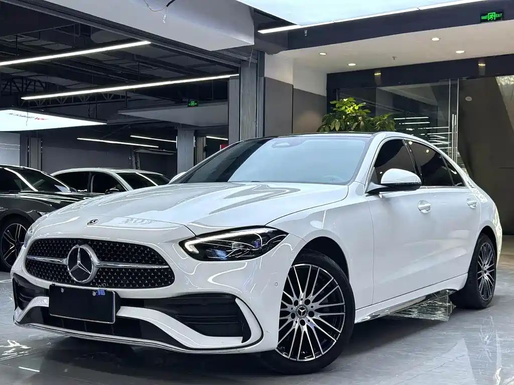 Mercedes-Benz C-Class 2022